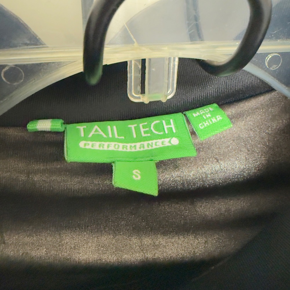 Tail Tech Small Performance Dark Gray Quilted Act… - image 5